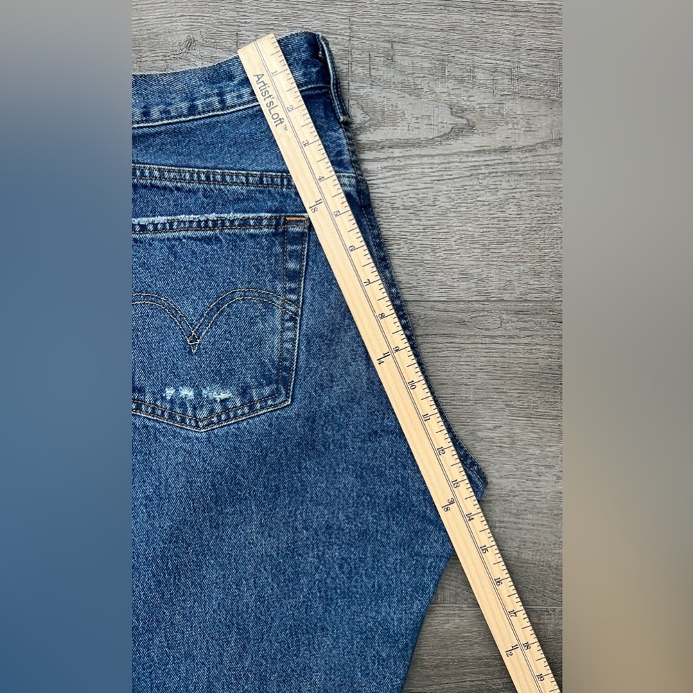 Levi’s 501 Original Cropped Women’s Jeans High Rise Color: Blue Size:26x26 - Picture 13 of 14